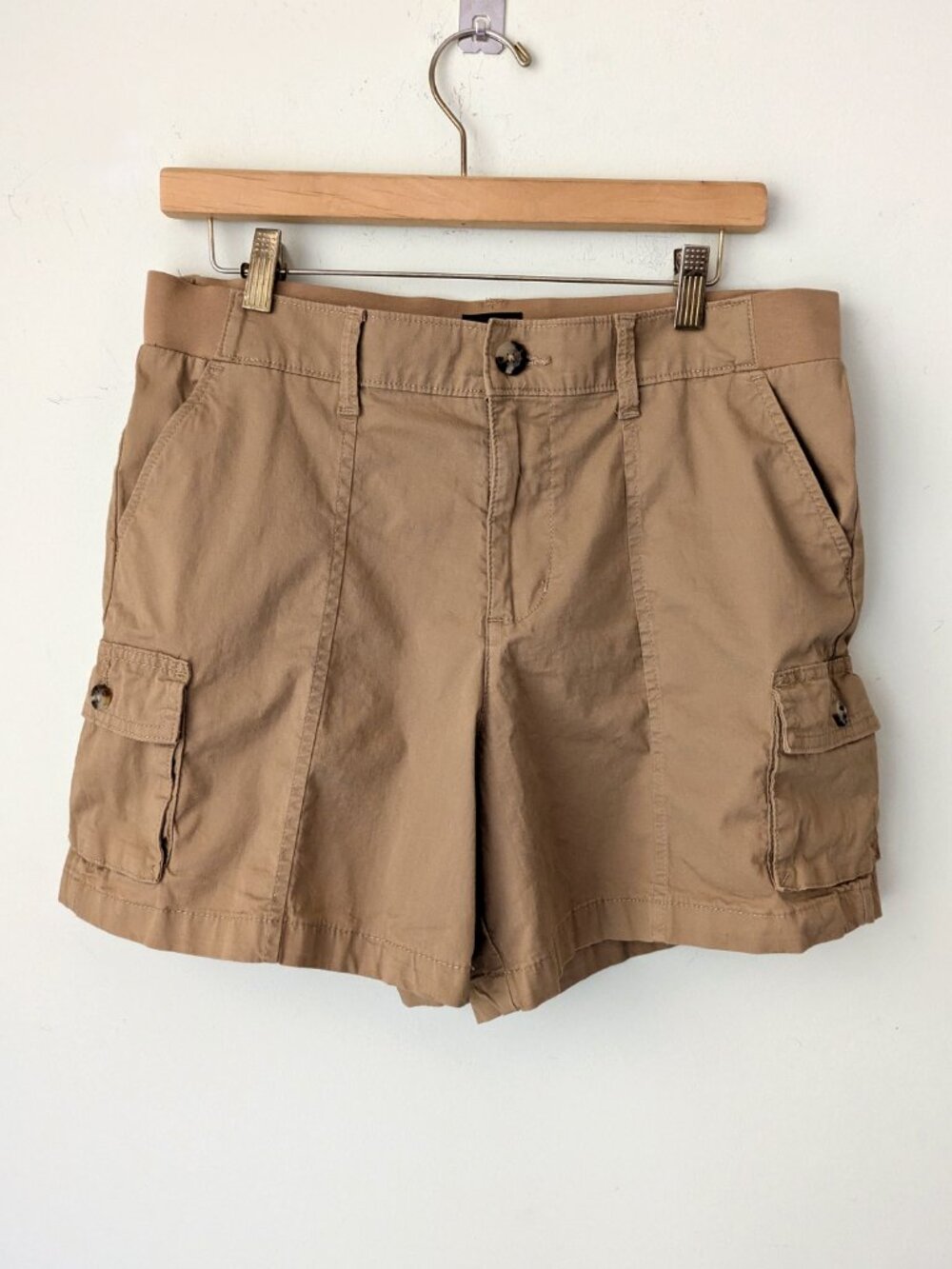 Lee Tan Cargo Stretch waist Shorts sz 12